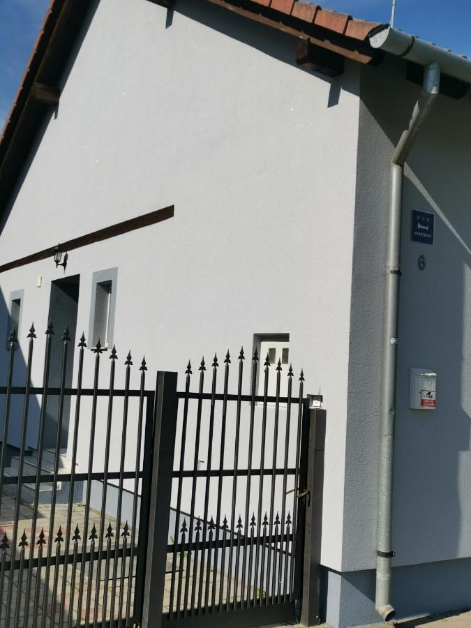 Apartman Lucija Kuca Za Odmor Vukovar Exteriér fotografie